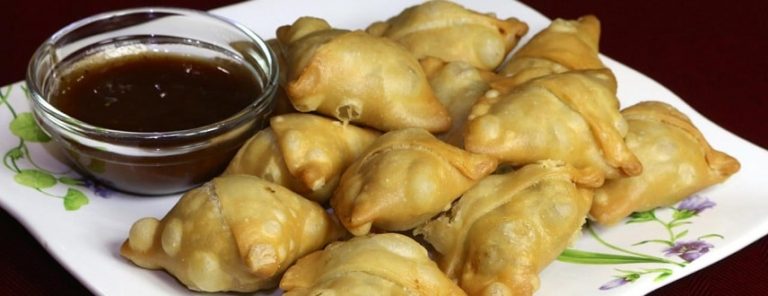 Jain Samosa Recipe : The Jain Version of Tasty Triangles! – DesiDakaar