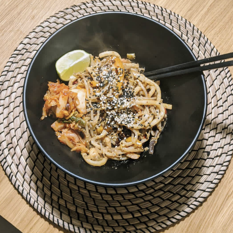 Yaki Udon: How To Make Japanese Yaki Udon – DesiDakaar